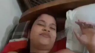 Desi Bhabhi Pussy Fingered by Lover