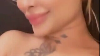 Pakistani Snapchat Girl Anum Showing Boobs