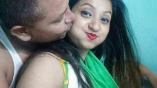 Horny Bengali Newly Married Wife Having Illegal Affair with Multiple Guys Ft. Showing her Boobs , Pussy , Giving Blowjob & Fucking Nude