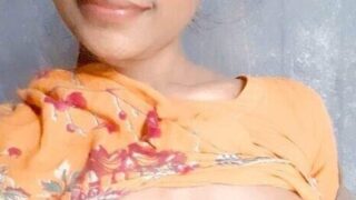 Bangladeshi Village Horny Gf Showing Nude Dancing And Self Fucking Using Vegetable