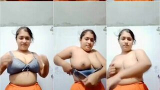 Beautiful Big Boob Gf Showing & Fingering Before Bath