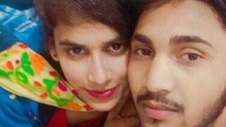 Beautiful Haryanvi Girl Clean Shaved Wet Pussy Painful Fucked by Boyfriend in OYO Moaning Hindi Talking Saying