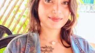 Extremely Sexy Tattoo Babe Full NUDE Giving Blowjob to Boyfriend Nude