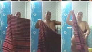 Chubby Wife After Bath Captured