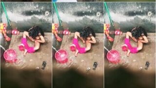 Desi Bhabhi Shaving Pussy Hair Secretly Recorded