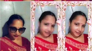 Horny Bengali Wife Showing Fingering