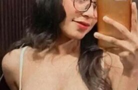 Extremely Sexy Snapchat Babe Fariaa Full NUDE Sucking Boyfriend Dick Fingering her Shaved Wet Pussy Nude Pic’s+Video’s