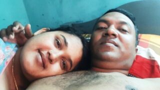 Cheater Bangladeshi Bhabhi Nude Captured Giving Outdoor Blowjob Hard Fucking With Lover