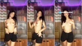Sexy Bangladeshi Snapchat Babe Showing