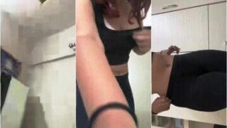Sexy Indian Girl Showing Boobs Ass