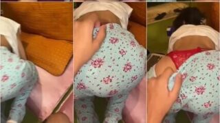 Sexy Indian Horny Babe Sucking Boyfriend Dick in Car Pussy Fingering