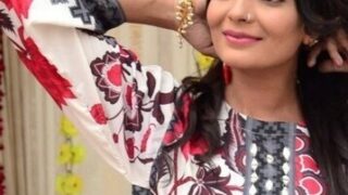 Beautiful Pakistani Girl Nude Showing For Boyfriend