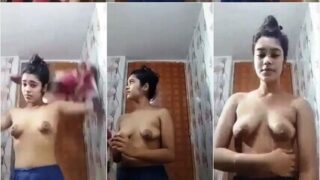 Cheater Girlfriend Showing Boobs