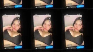 Horny Indian Snapchat Girl Showing Fingering Her Pussy