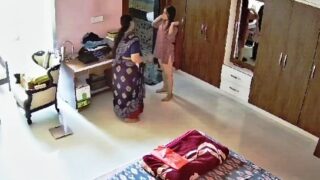 Sexy Daughter Big Ass Aunty Dress Changing Captured In Cctv Cam