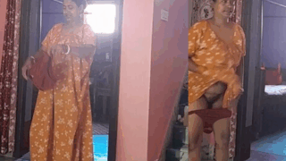 Aunty After Bath Nude Captured By Husband