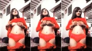 CUTE & SEXY PERFECT FIGURE PAKISTANI GIRL STRIPPING SQUEEZING ROUND BOOBS & SHOWING PUSSY UPDATE (2 CLIPS)