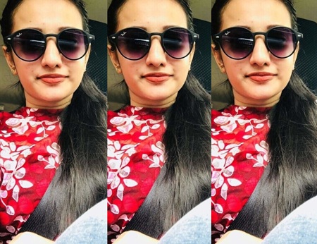 Extremely Beautiful Babe Drop Towel Showing her Boobs After Bath, Spread her Pussy for Boyfriend Pic’s+Video’s