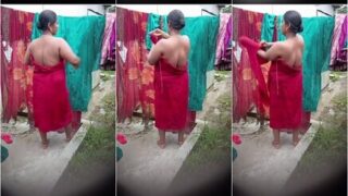 Village Bhabhi After Bath Changing Nude Secretly Captured