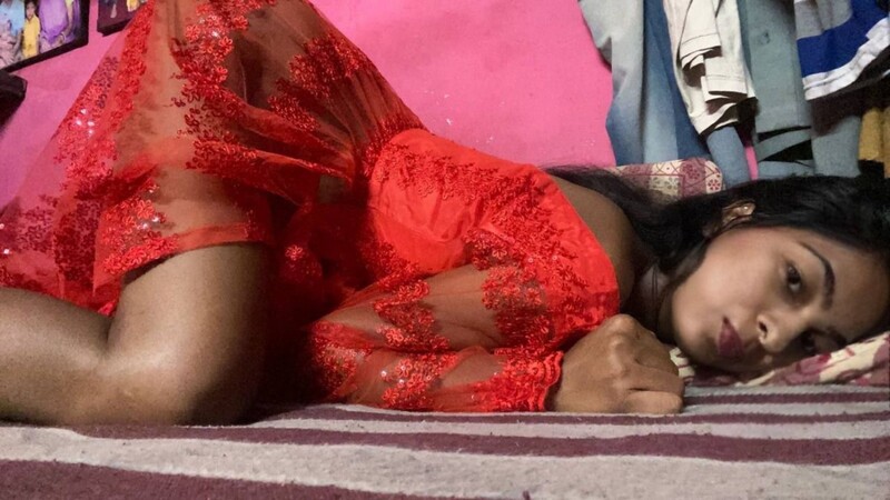 CUTE SLIM SEXY GIRL TEASING SHOWING PUSSY & DARK NIPPLES DANCING NUDE (