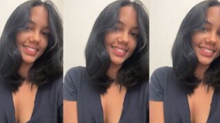 Skinned Petite Nri Girl Nude Photo