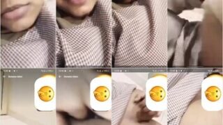 Big Boobs Wife Showing Fingering