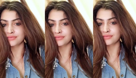 Extremely Sexy Actress Model Full NUDE with Face Sucking Boyfriend Dick Pussy Closeup Fucking in Hotel on Vacation